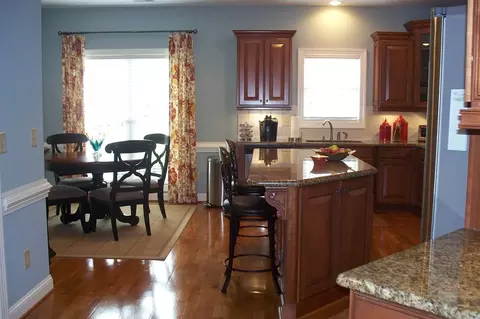 121 Crescent Dr, Dunn, NC 28334 photo 3