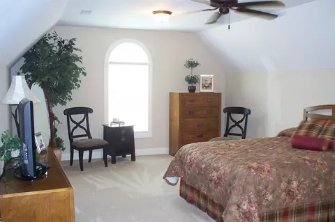 121 Crescent Dr, Dunn, NC 28334 photo 9