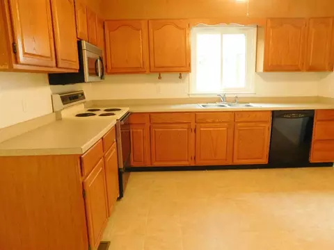 231 Smith Dr, Durham, NC 27712 photo 4