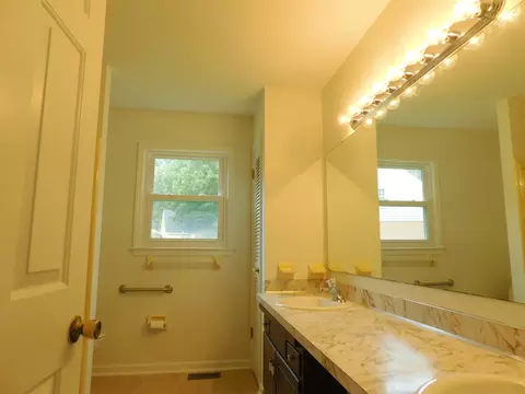 231 Smith Dr, Durham, NC 27712 photo 15