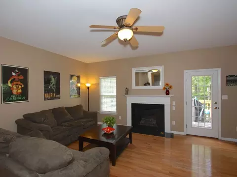 5004 Barbee Rd, Durham, NC 27713 photo 3
