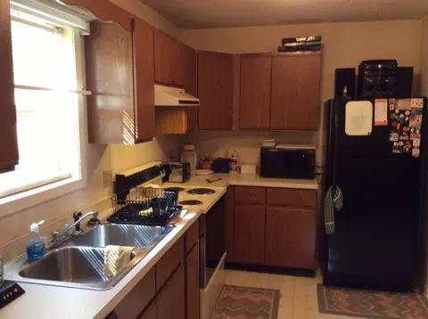 8 Knob Ct, Durham, NC 27703 photo 5