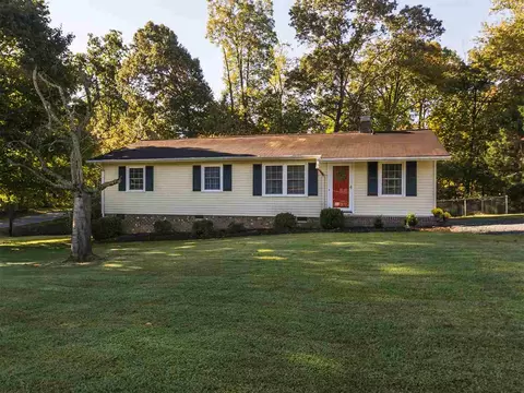 2004 Centercrest Dr, Elon, NC 27244 photo 1