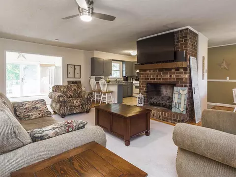 2004 Centercrest Dr, Elon, NC 27244 photo 5