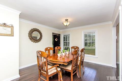 5702 Russell Rd, Durham, NC 27712 photo 3