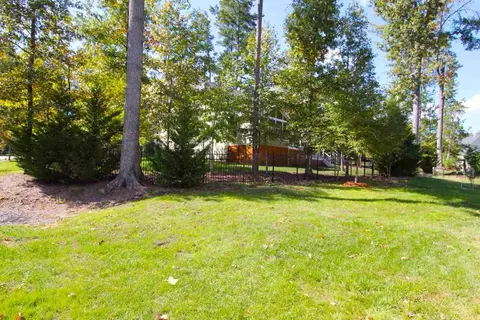 401 Harkness Cir, Durham, NC 27705 photo 14