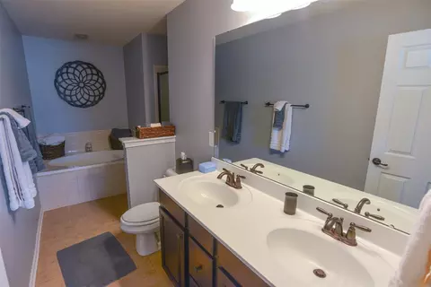 425 Panorama View Loop, Cary, NC 27519 photo 13