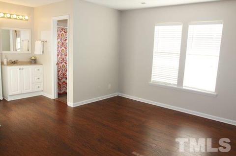 2700 Ramblegate Ln, Durham, NC 27705 photo 11