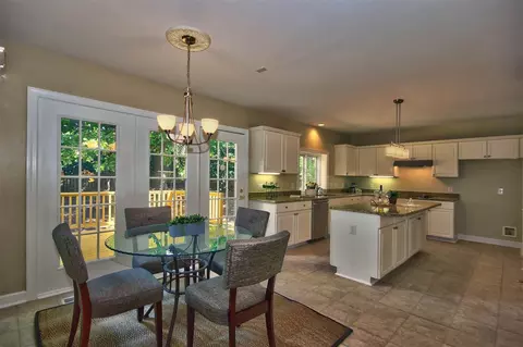 232 Strathburgh Ln, Cary, NC 27518 photo 10