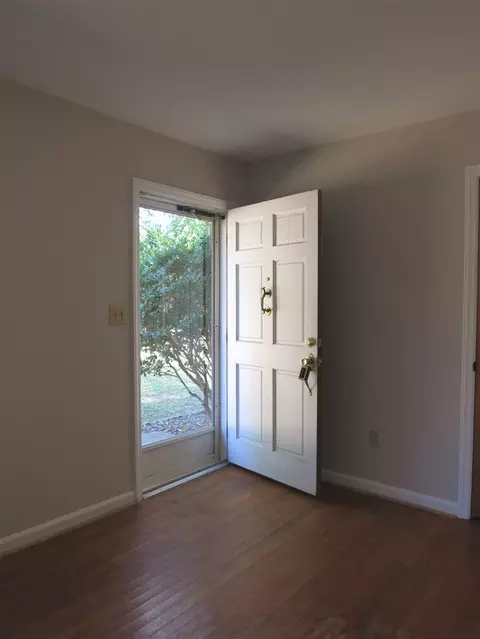 1400 Meadowbrook Dr, Garner, NC 27529 photo 3