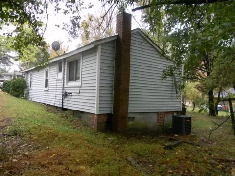 304 End St, Durham, NC 27703 photo 9