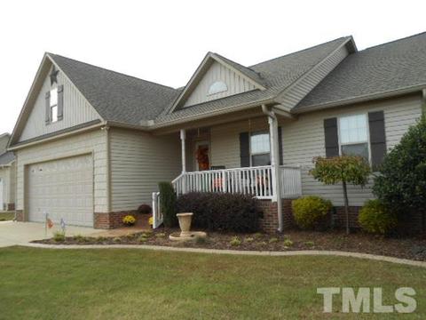 10 Long Grass Dr, Smithfield, NC 27577 photo 2