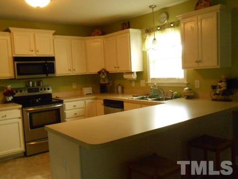10 Long Grass Dr, Smithfield, NC 27577 photo 6