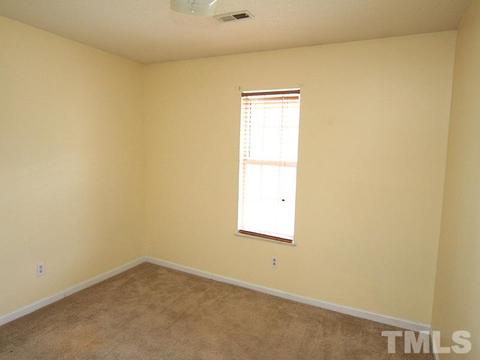 5 Howlett Pl, Durham, NC 27703 photo 8