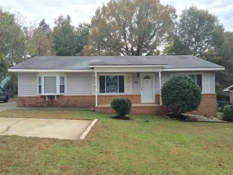 706 Chandler Rd, Durham, NC 27703 photo 2
