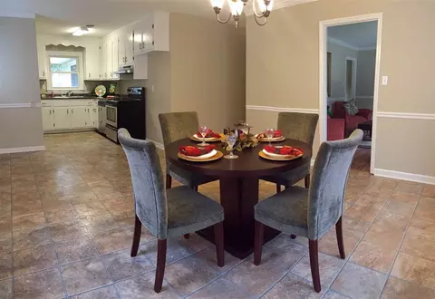706 Chandler Rd, Durham, NC 27703 photo 8