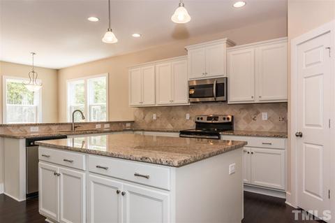 1009 Mclamb Dr, Durham, NC 27703 photo 6