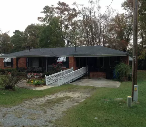 104 Allen Dr, Erwin, NC 28339 photo 8
