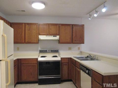 44 Justin Ct, Durham, NC 27705 photo 4