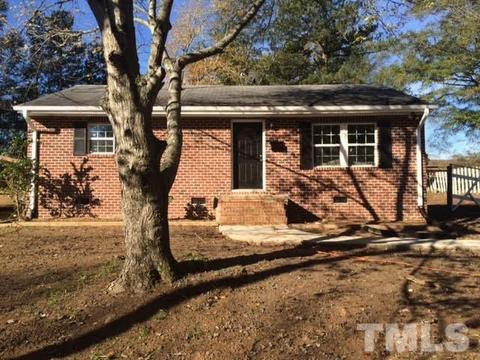 902 S Plum St, Durham, NC 27701 photo 2