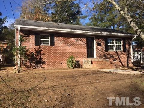 902 S Plum St, Durham, NC 27701 photo 4