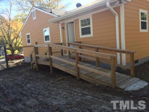 902 S Plum St, Durham, NC 27701 photo 7
