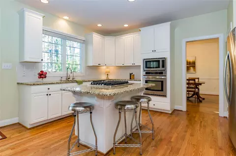 111 Eagle Meadow Ct, Cary, NC 27519 photo 5