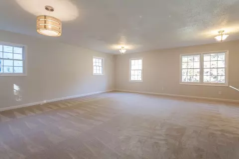 905 Lorain Ave, Durham, NC 27704 photo 3