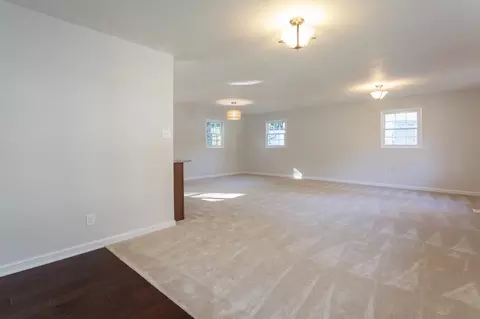 905 Lorain Ave, Durham, NC 27704 photo 8
