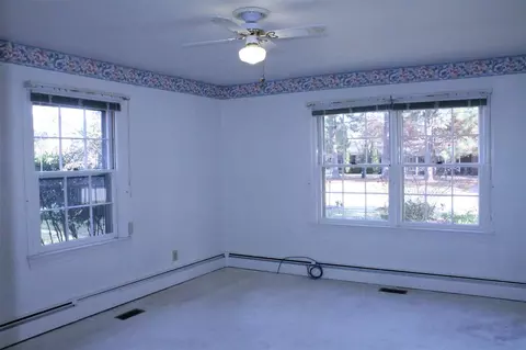 1010 S Crescent Dr, Smithfield, NC 27577 photo 12