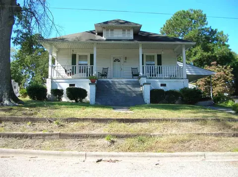 200 N 12th St, Erwin, NC 28339 photo 1