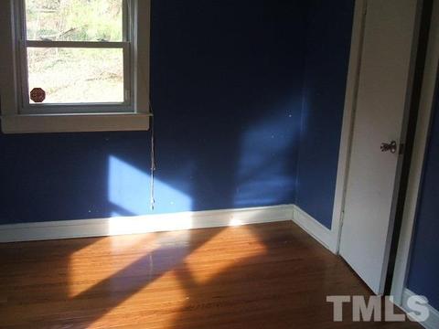 815 Hebron Rd, Durham, NC 27704 photo 4