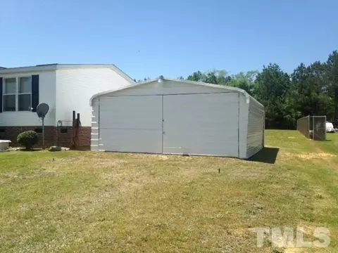 131 Edna John Ct, Dunn, NC 28334 photo 9