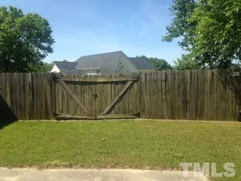 1605 Friendly Rd, Dunn, NC 28334 photo 4
