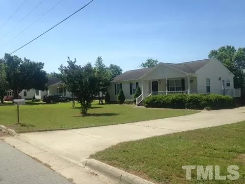 1605 Friendly Rd, Dunn, NC 28334 photo 1