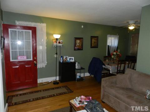 406 Hammond St E, Durham, NC 27704 photo 3