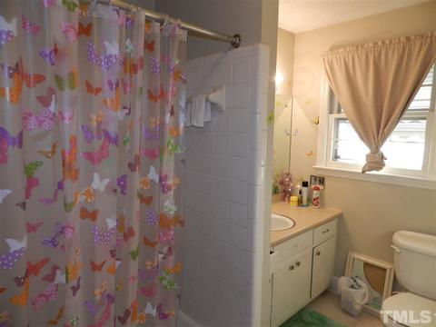 406 Hammond St E, Durham, NC 27704 photo 17