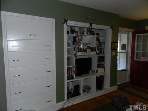 406 Hammond St E, Durham, NC 27704 photo 5