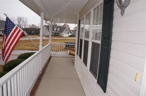 190 Jesse Dr, Smithfield, NC 27577 photo 4