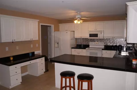 190 Jesse Dr, Smithfield, NC 27577 photo 11
