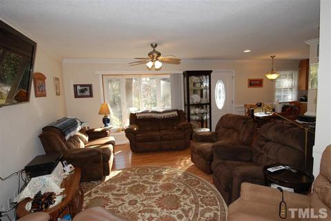 401 Maple St, Cary, NC 27513 photo 10
