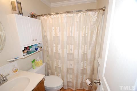 401 Maple St, Cary, NC 27513 photo 16
