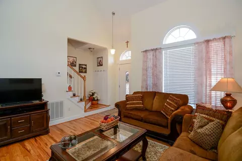 727 Josephine Rd, Garner, NC 27529 photo 3