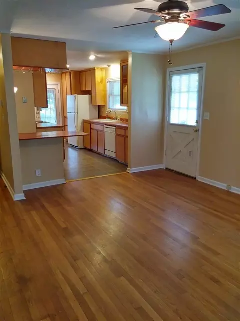 104 King Arthur Trl, Garner, NC 27529 photo 2
