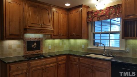 1600 Brunswick Dr, Dunn, NC 28334 photo 8