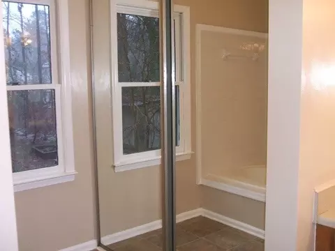 5411 Hadrian Dr, Durham, NC 27703 photo 8