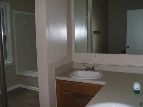 5411 Hadrian Dr, Durham, NC 27703 photo 9