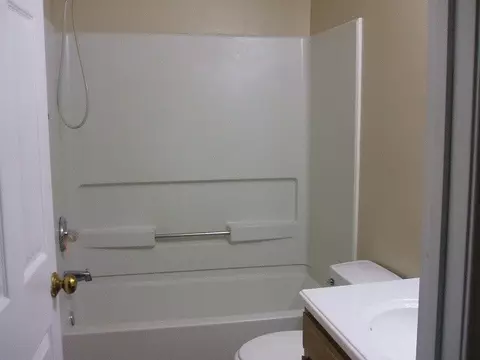 5411 Hadrian Dr, Durham, NC 27703 photo 10