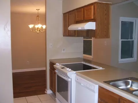 5411 Hadrian Dr, Durham, NC 27703 photo 4