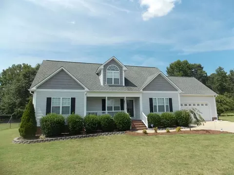 233 Jesse Dr, Smithfield, NC 27577 photo 2
